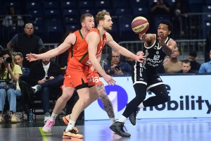 TVITOVI - "Beograđanima teško da ustanu nedeljom, ali zato..."